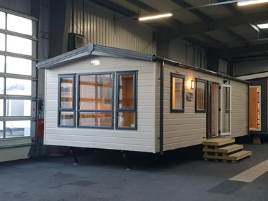 Casa móvel de 2 quartos totalmente mobiliada em Lama